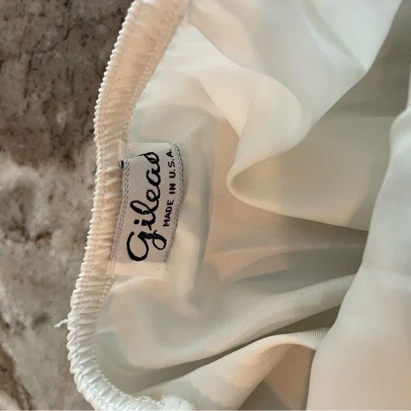 Vintage Gilead Satin Lace Romper Nightie Small Made in USA - Picture 7 of 8